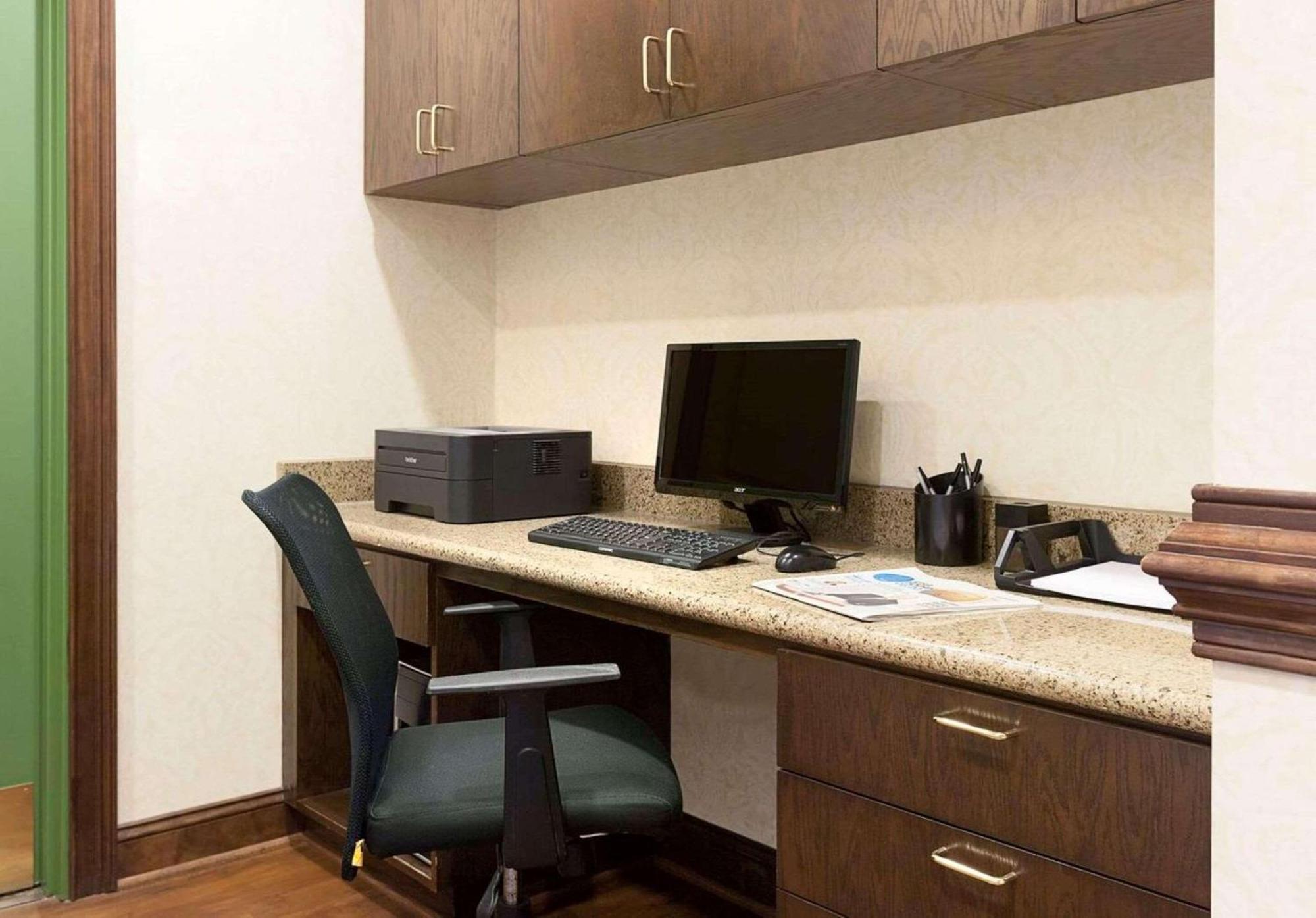 Country Inn & Suites By Radisson, コンコード エクステリア 写真